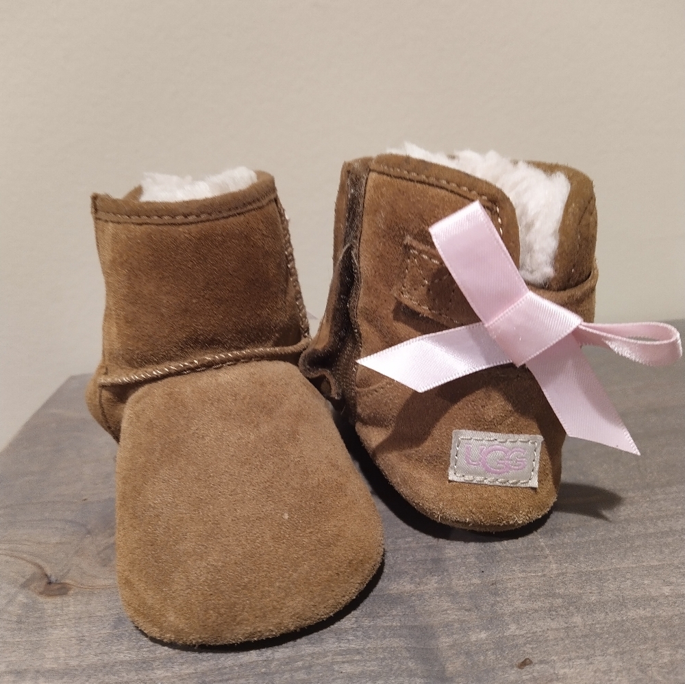 UGG Brown and Pink Boots with Soft Satin Bow For Baby Size 4/5 Fits Up To 1 YO